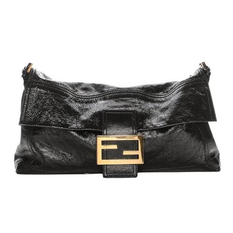 pochette fendi costo|fendi large baguette.